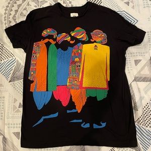 Play Clan Graphic Folk Tee